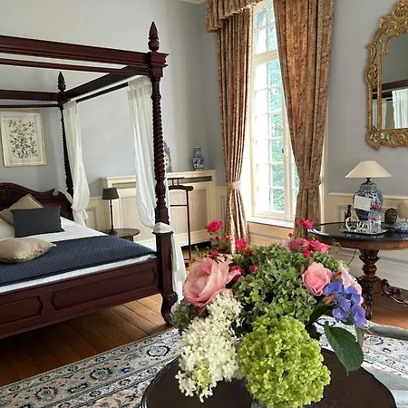Chateau Des Ablens Bed & Breakfast 5*