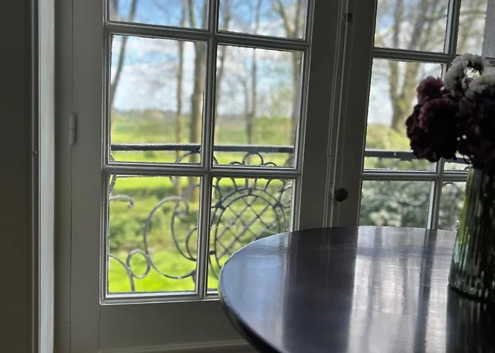 Bed & Breakfast Chateau Des Ablens 5*