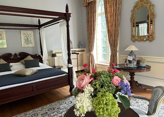 Chateau Des Ablens Bed & Breakfast 5*